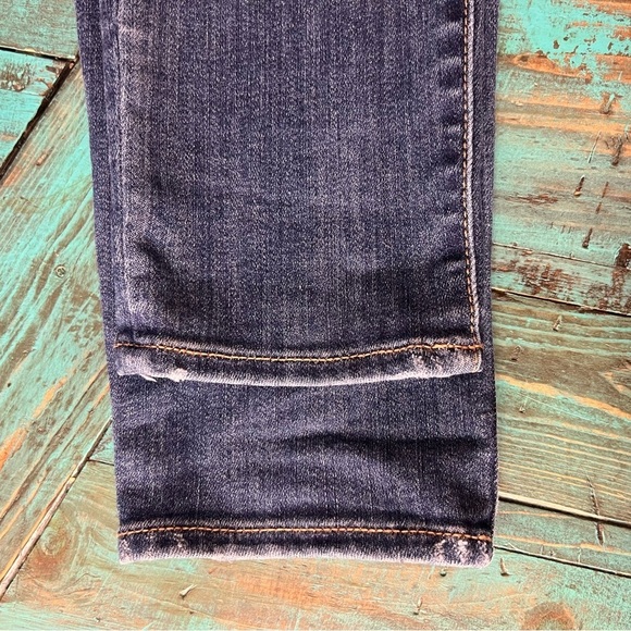 American Eagle Super Hi Rise Distressed Jeggings Size 12 - Picture 11 of 15